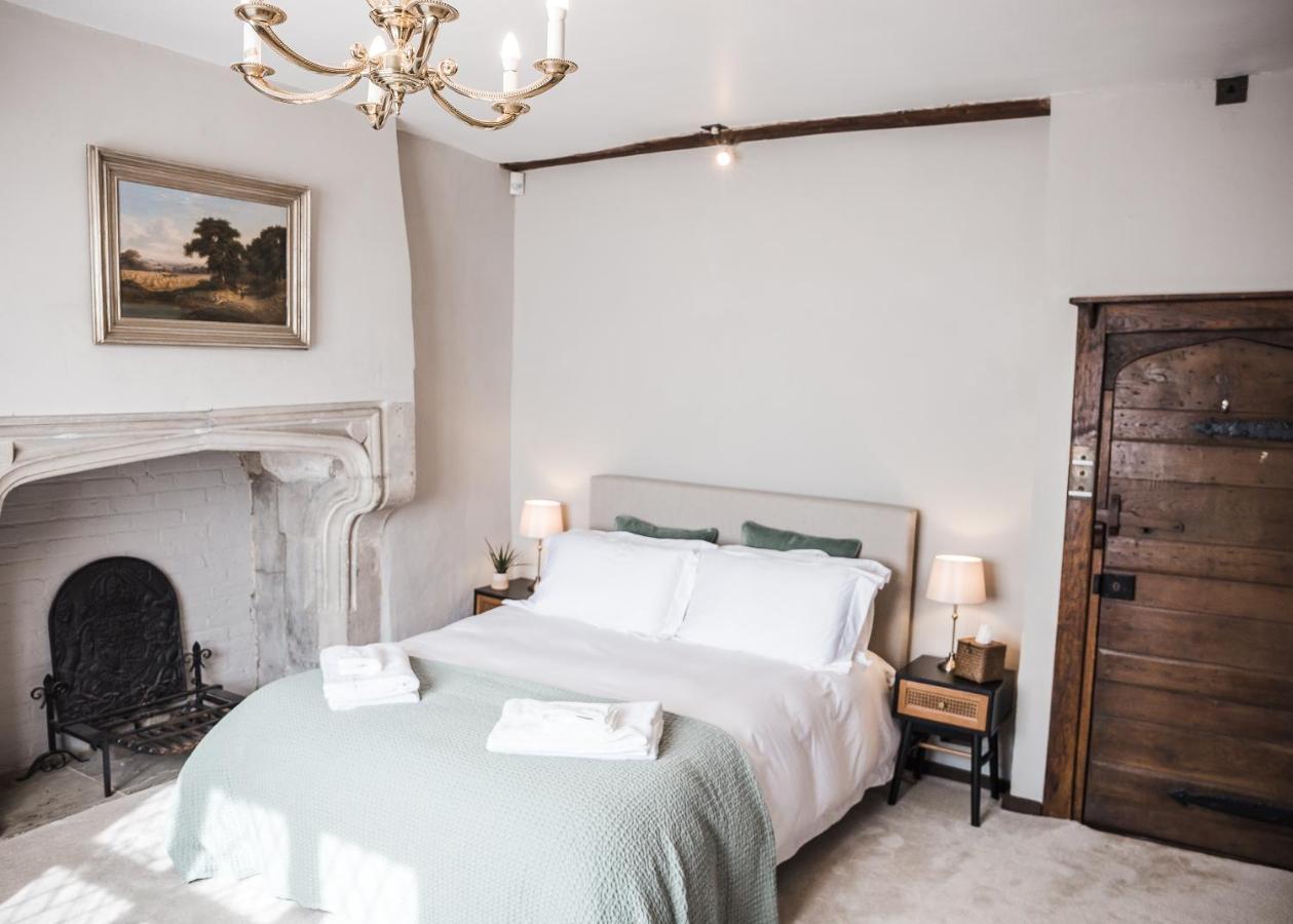 הוילה Taylour House - Edenbridge, Sleeps 10, Historic, Unique Yet Modern מראה חיצוני תמונה